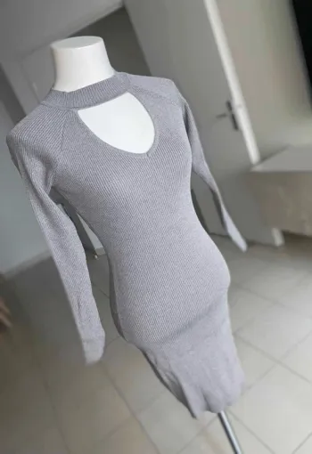 Robe moulante gainante grise taille S