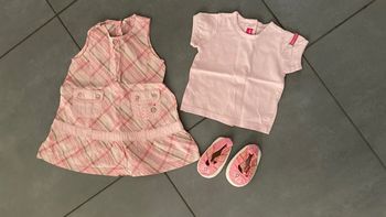 Lot ensemble vêtement fille 6 mois robe et shirt chaussures