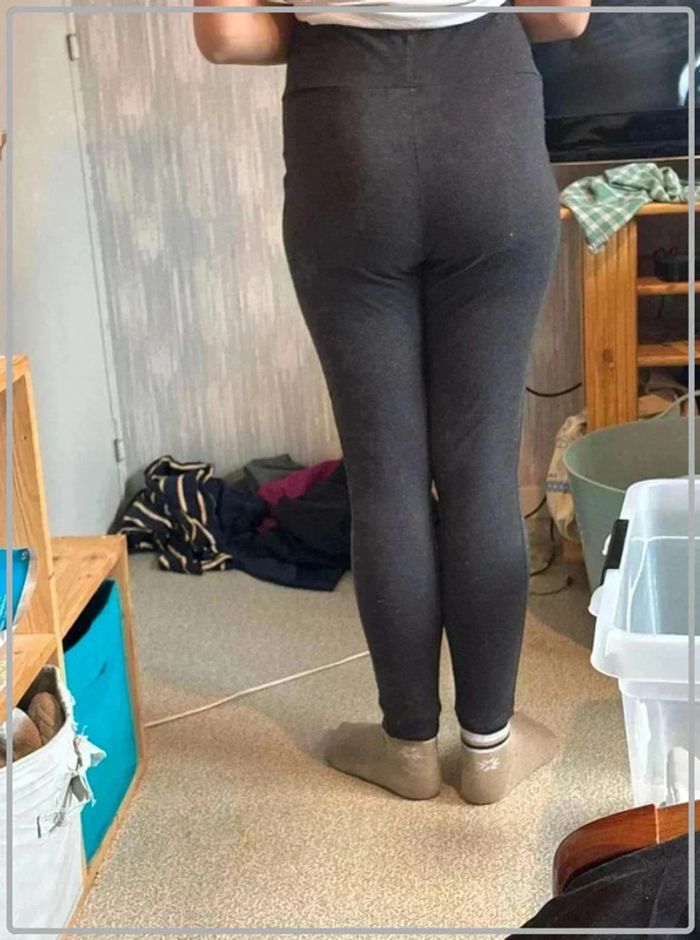 2  leggings grocesse  taille  42/44 - photo numéro 3
