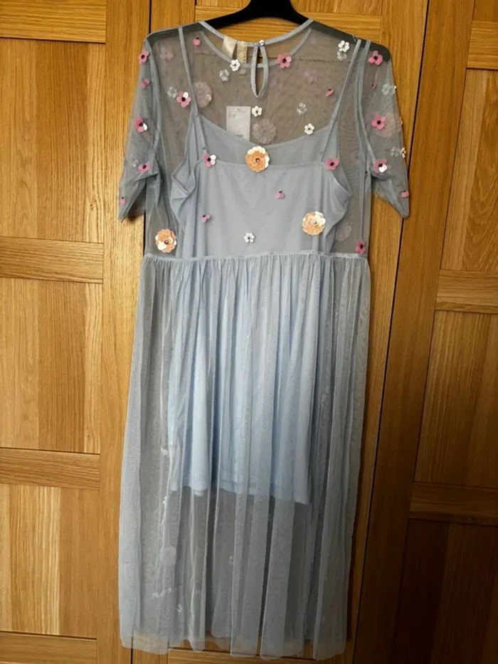 Robe bleu en mesh perles H&M t.44 - photo numéro 5