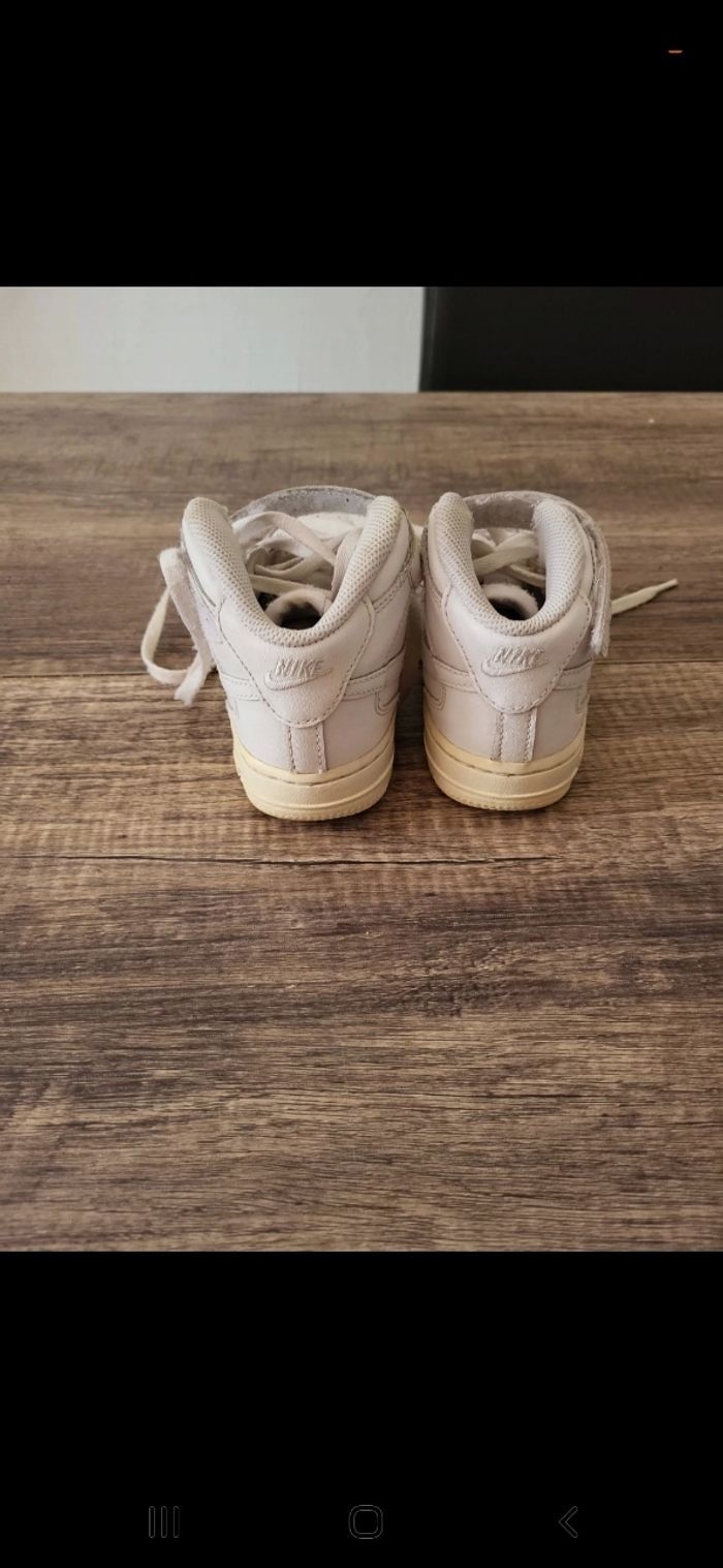 Nike fille - photo numéro 3