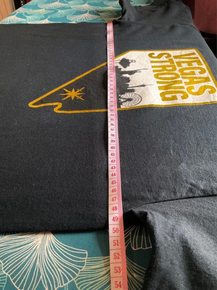 T-shirt noir pour homme Vegas Strong Golden Knights Nhl taille M 358 - photo numéro 4