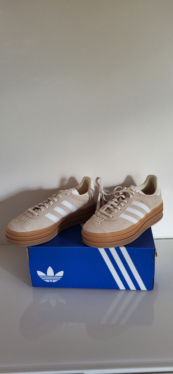 Adidas Gazelle Bold J - Taille 37 ⅓ - photo numéro 2