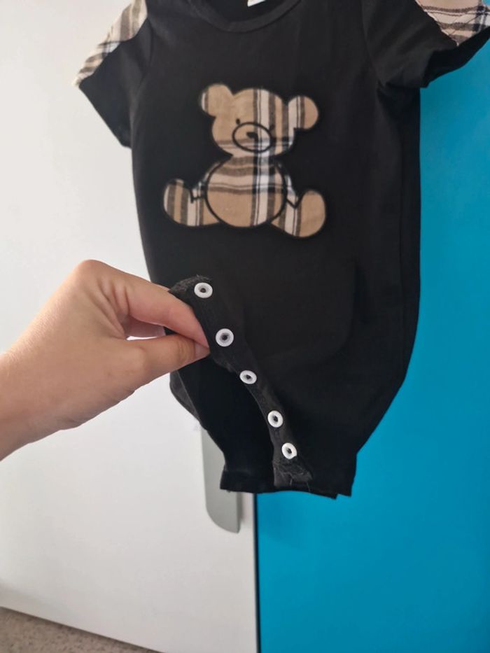 Combishort bébé 18 24 mois - photo numéro 2