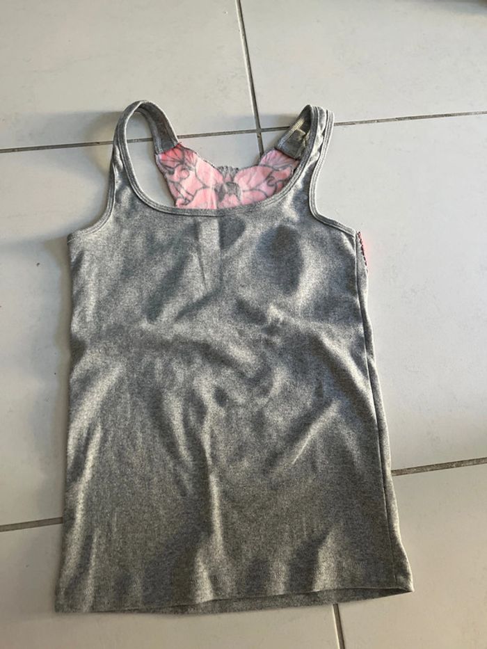 Débardeur gris avec dessin