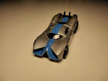 Voiture miniature Prototype H-24 Hot Wheels échelle 1/64 ; 3 inche