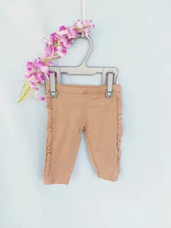 Très beau legging C&A 3 mois