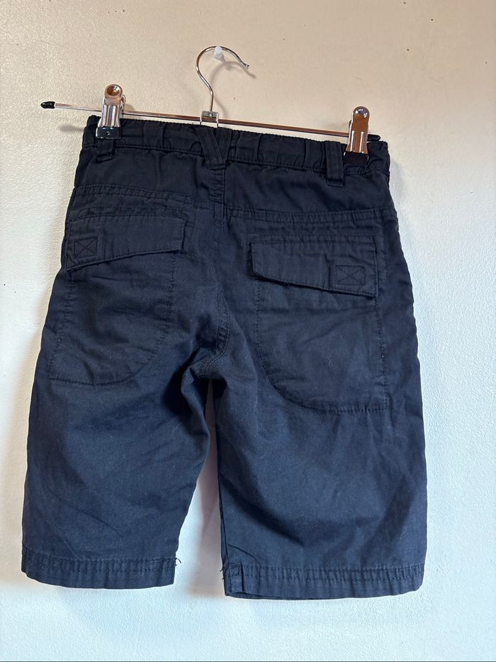 Short garçon taille 98 - photo numéro 3