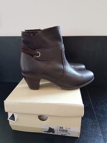 bottines marron  taille 36 neuves