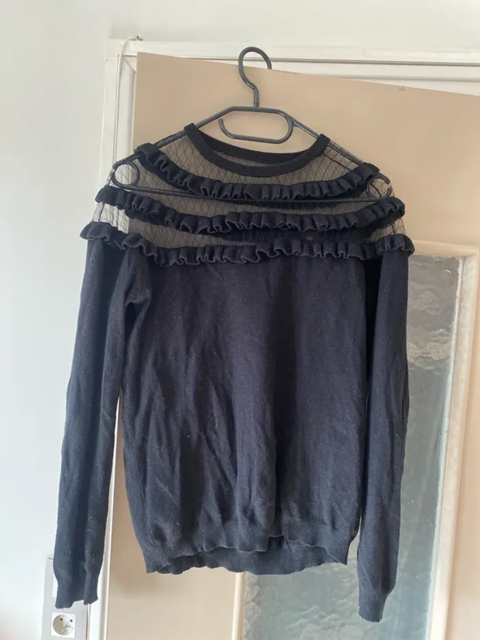 Pull avec dentelle
