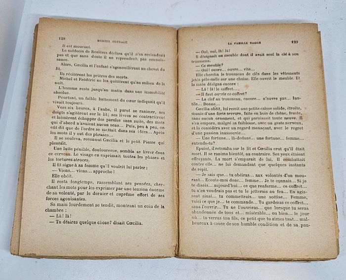 Ancien roman.
"Mortel outrage", de Jules Mary.
350 pages. 
En l'état. - photo numéro 6