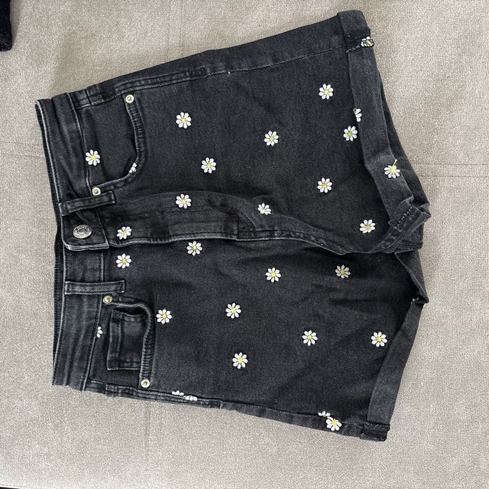 Short à motifs