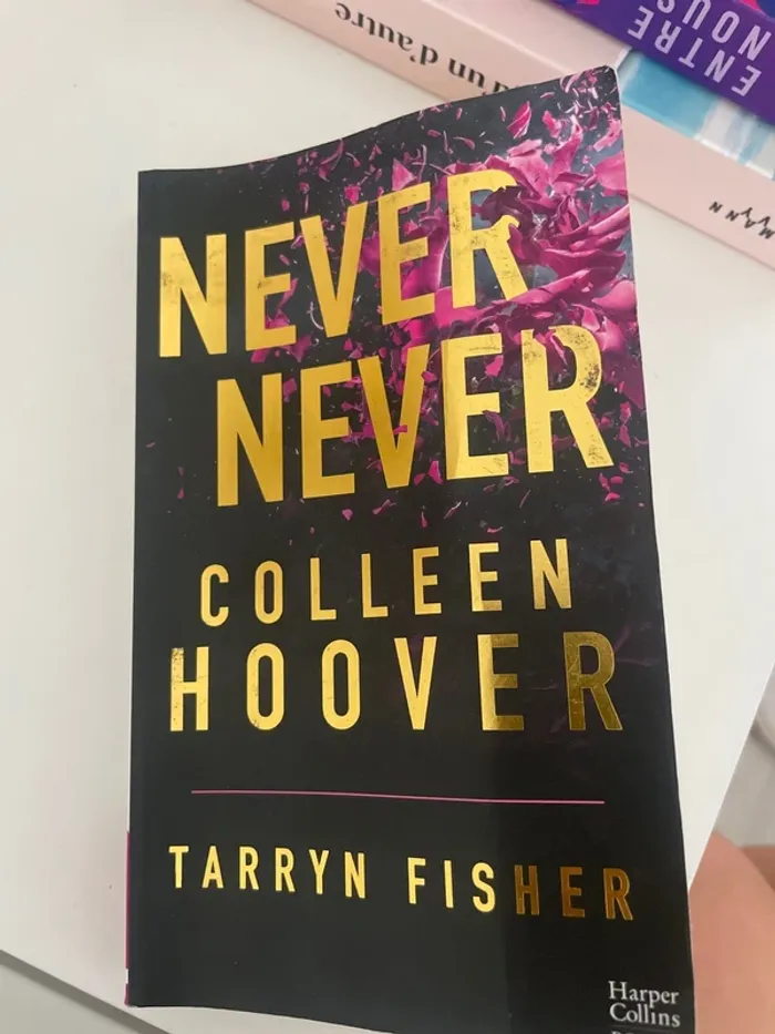 Livre Colleen Hoover Never Never