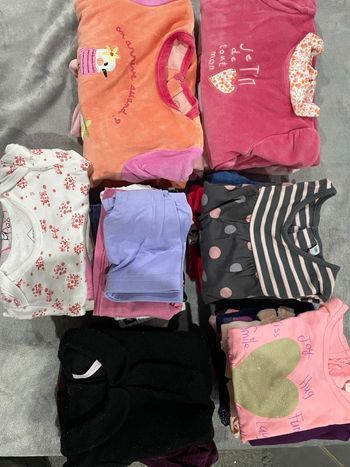Lot vêtement bébé 12 mois