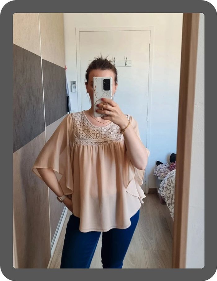 Top beige - photo numéro 3