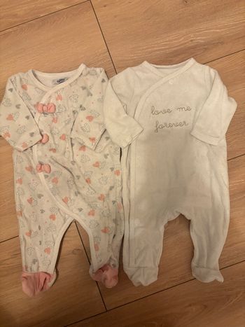 Lot de deux pyjama velours une pièce