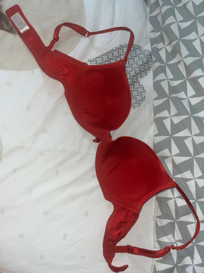 Soutien gorge bordeaux - photo numéro 7