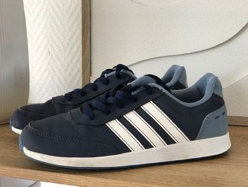 Basket à lacet Adidas marine