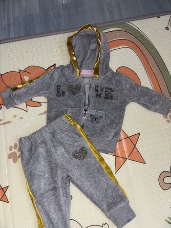 Ensemble 6 mois fille