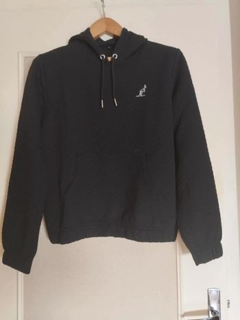 Sweat capuche. leger. Mixte. Marque Australian.