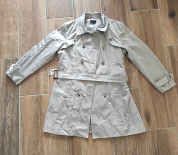 Trench Caroll