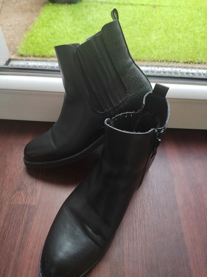 Bottines noires taille 41 peu portées - photo numéro 2