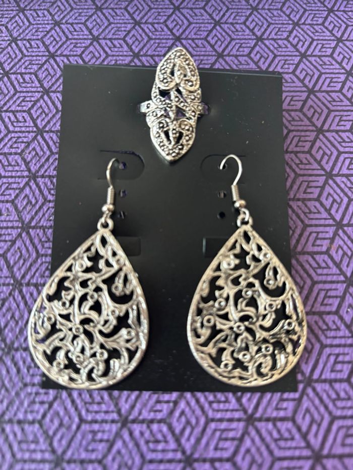 Parure boucles d'oreilles et bague - photo numéro 2