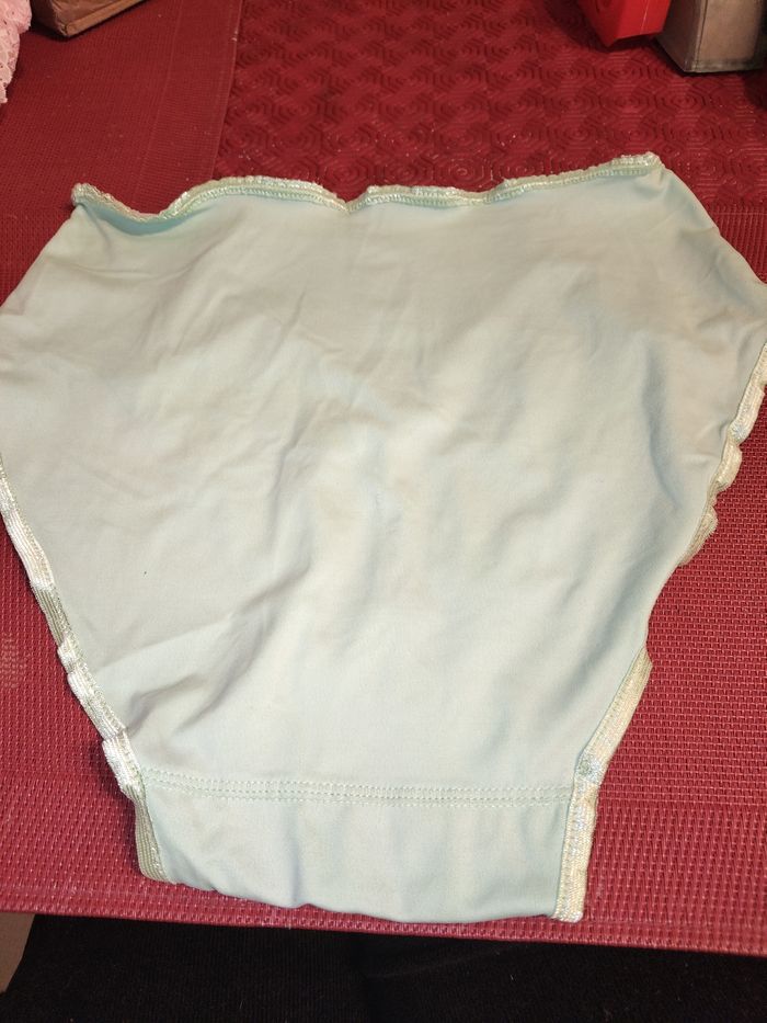 3 culottes gainantes neuves T. 38/40 - photo numéro 6