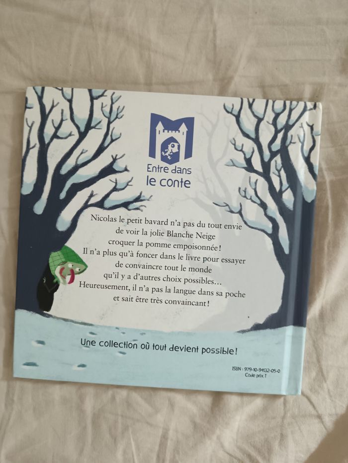 Livre pas la pomme blanche neige - photo numéro 2