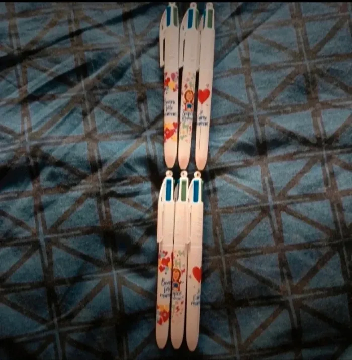 Stylos bic 4 couleurs super maman