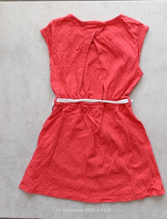 Robe - 3 ans - photo numéro 2