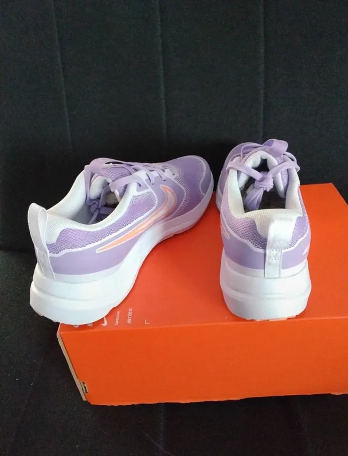 Baskets Nike Cosmic - photo numéro 4