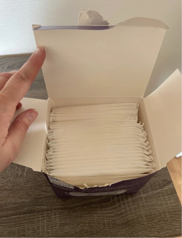 2 Boîtes coussinets d’allaitement - photo numéro 2