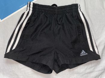 maillot de bain ou short Adidas