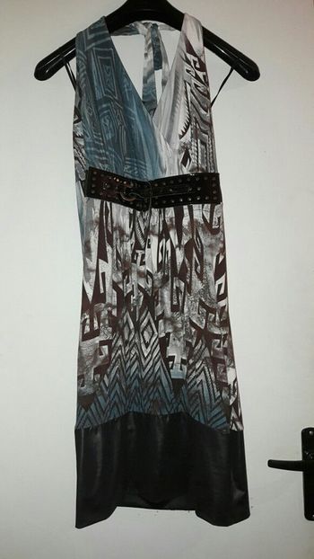 Robe dos nu sexy bi-matière