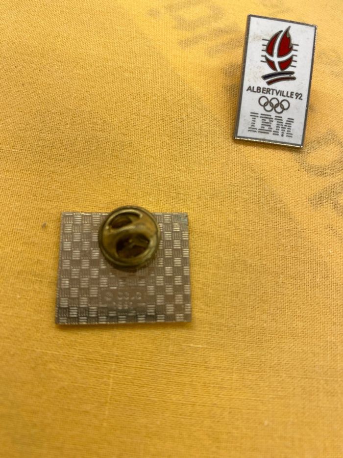 Lot de pin’s Albertville vintage collection - photo numéro 2