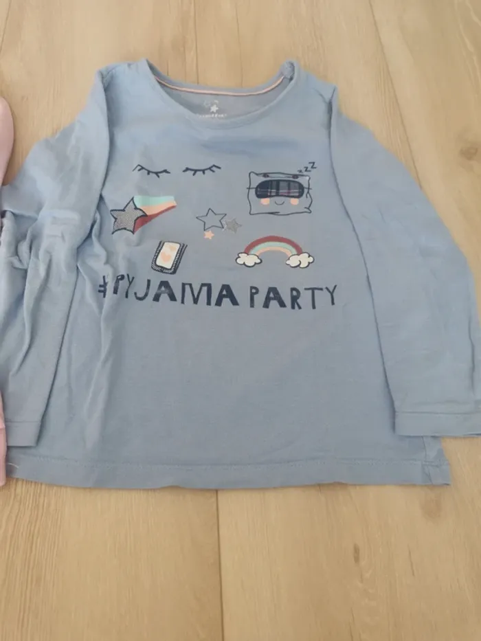 Hauts de pyjama - photo numéro 2