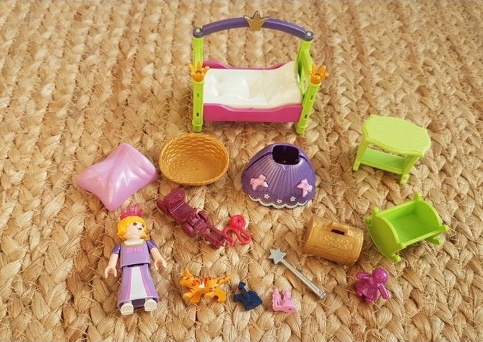 Chambre de la princesse 
Playmobil 
Excellent état - photo numéro 2