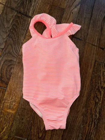 maillot de bain TAO corail 9 mois jamais porté