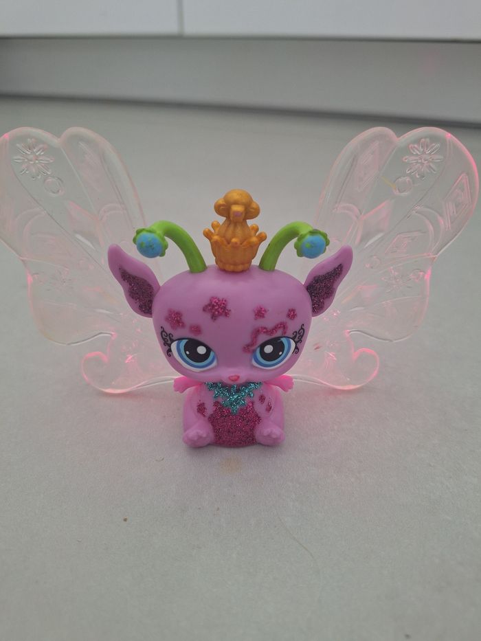 Lot petshop lps taille L, XL et 3 papillons - photo numéro 5