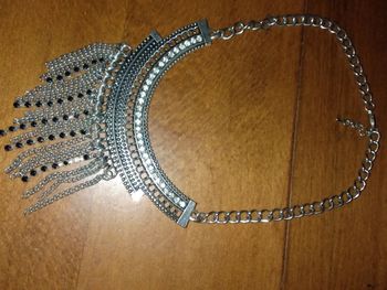 Collier très bon état