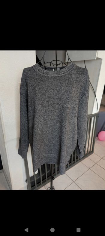 Magnifique pull chassagnard fabrication française en parfait état taille 46