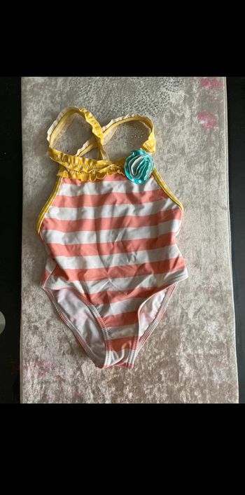 Maillot de bain taille 2/3 ans
