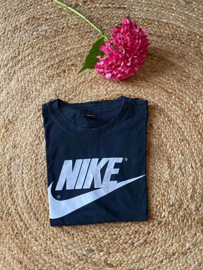 Tee shirt nike M
