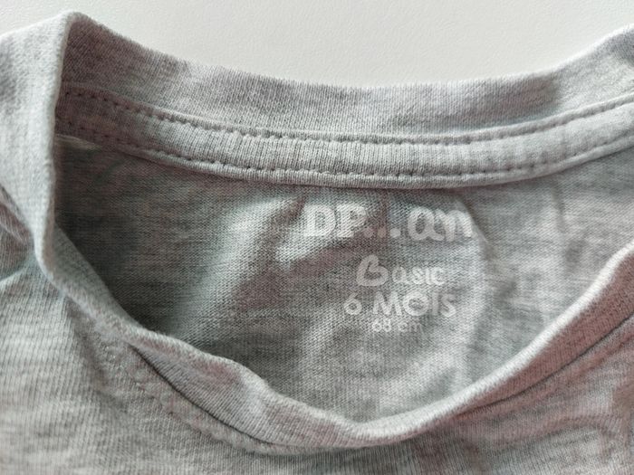 T-shirt gris - photo numéro 2