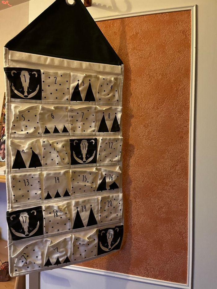 Calendrier de l’avent mural