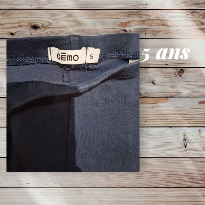 💙 Legging bleu marine – Gémo – Taille 5 ans 💙 - photo numéro 3