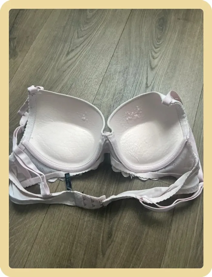 Soutien gorge - photo numéro 2