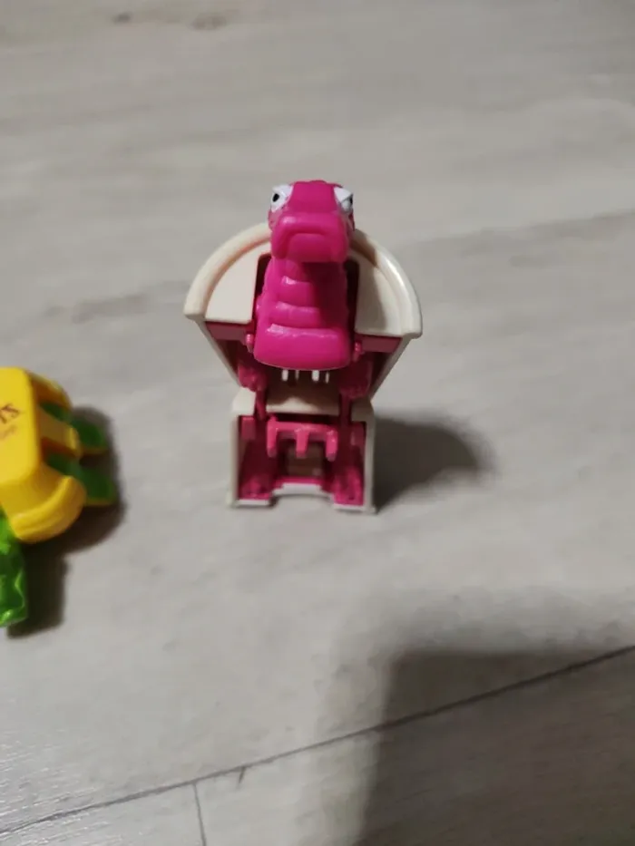 Figurine Transformers McDonald's - photo numéro 3