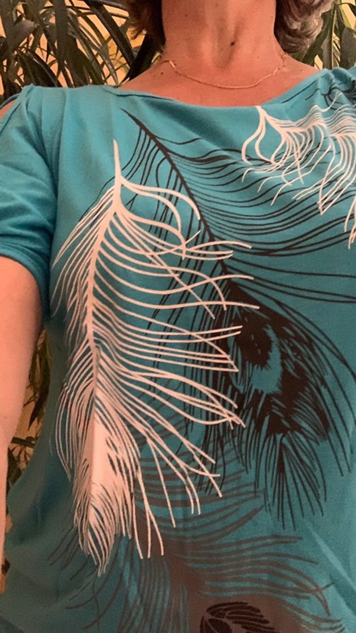 tee shirt bleu - photo numéro 2